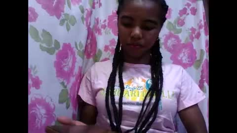 Snapshot of lydialarin chatting on October 8, 2025, 8:34 am Lydiah online show from October 8, 2025, 8:34 am