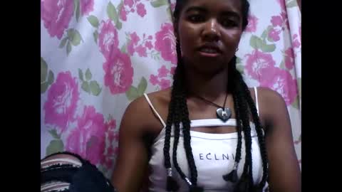 Snapshot of lydialarin chatting on October 12, 2025, 10:25 am Lydiah online show from October 12, 2025, 10:25 am