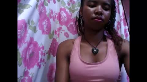Snapshot of lydialarin chatting on October 14, 2025, 3:18 am Lydiah online show from October 14, 2025, 3:18 am