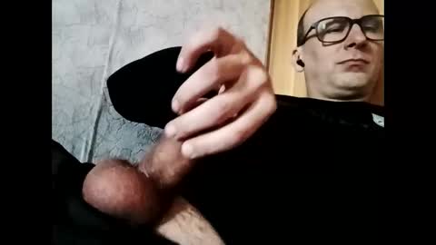 Snapshot of lyelik chatting on December 31, 2024, 8:26 am Alex online show from December 31, 2024, 8:26 am