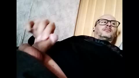 Snapshot of lyelik chatting on January 16, 2025, 10:42 am Alex online show from January 16, 2025, 10:42 am