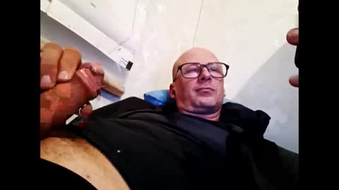 Snapshot of lyelik chatting on March 2, 2025, 9:11 pm Alex online show from March 2, 2025, 9:11 pm