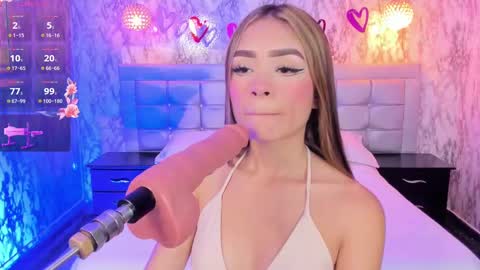 Snapshot of lyen_rae chatting on February 13, 2025, 8:03 pm Lyen Rae online show from February 13, 2025, 8:03 pm