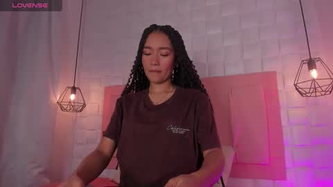 Snapshot of lyhana_lee chatting on January 27, 2025, 12:26 pm Lyhana Lee online show from January 27, 2025, 12:26 pm