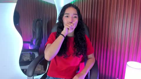 Snapshot of lyhana_lee chatting on October 7, 2025, 12:24 pm Lyhana Lee online show from October 7, 2025, 12:24 pm