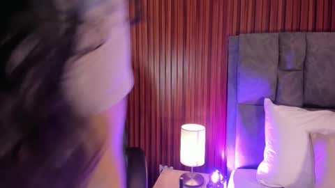 Snapshot of lyhana_lee chatting on October 28, 2025, 1:03 pm Lyhana Lee online show from October 28, 2025, 1:03 pm