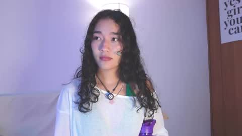 Snapshot of lyhana_lee chatting on November 26, 2025, 6:42 pm Lyhana Lee online show from November 26, 2025, 6:42 pm