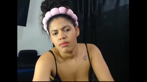 Snapshot of lylii_evans chatting on February 22, 2025, 2:06 am lylii_evans online show from February 22, 2025, 2:06 am