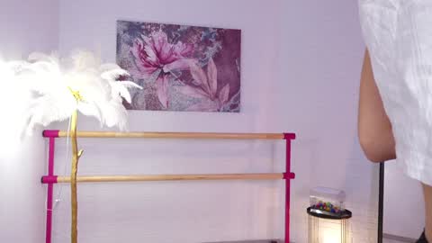 Lyly   online show from January 6, 2025, 5:41 am