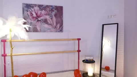 Lyly   online show from February 10, 2025, 5:25 am