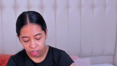 Lyn online show from October 30, 2025, 11:11 am