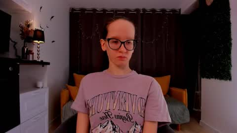 Sara online show from February 12, 2025, 4:22 pm