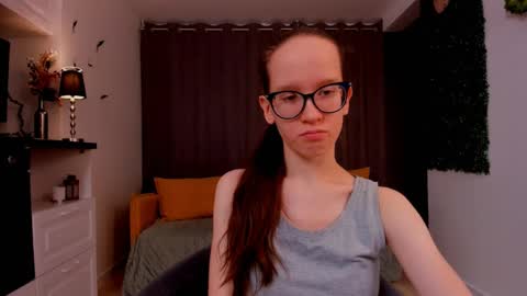 Sara online show from February 27, 2025, 4:10 pm