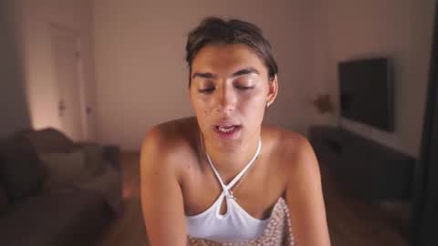 Snapshot of lynn_jackson chatting on October 20, 2025, 6:14 am LYNN online show from October 20, 2025, 6:14 am