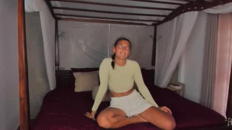 Snapshot of lynn_jackson chatting on November 15, 2025, 8:55 am LYNN online show from November 15, 2025, 8:55 am