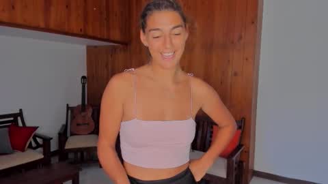 Snapshot of lynn_jackson chatting on November 16, 2025, 4:29 am LYNN online show from November 16, 2025, 4:29 am