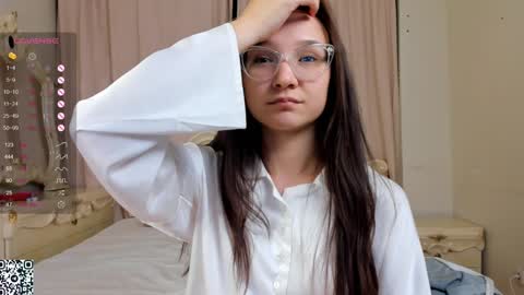 Lola online show from January 22, 2025, 10:26 pm