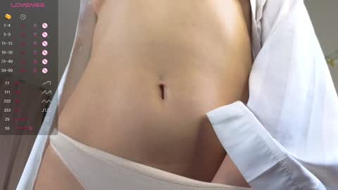 Lola online show from February 7, 2025, 11:24 pm