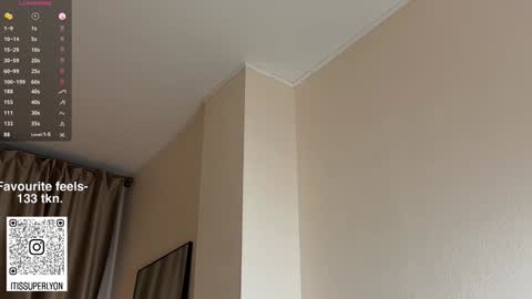 Snapshot of lyon_power_ chatting on January 10, 2025, 2:02 pm Dani online show from January 10, 2025, 2:02 pm