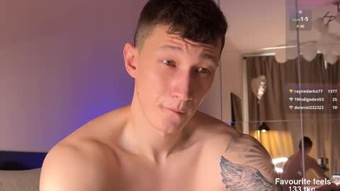 Snapshot of lyon_power_ chatting on February 22, 2025, 9:56 am Dani online show from February 22, 2025, 9:56 am