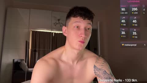 Snapshot of lyon_power_ chatting on March 10, 2025, 8:04 am Dani online show from March 10, 2025, 8:04 am