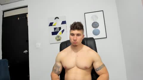 Snapshot of lyonel15 chatting on January 3, 2025, 1:38 am Lyonel online show from January 3, 2025, 1:38 am