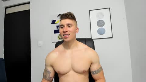 Snapshot of lyonel15 chatting on March 11, 2025, 7:25 pm Lyonel online show from March 11, 2025, 7:25 pm