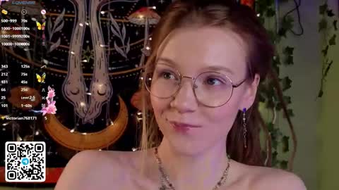 Lyra online show from November 21, 2025, 12:10 am