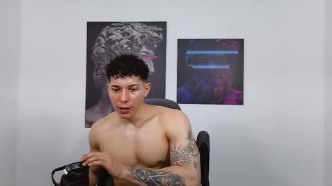 Snapshot of lysan_corv chatting on November 12, 2025, 3:45 pm Lysan online show from November 12, 2025, 3:45 pm