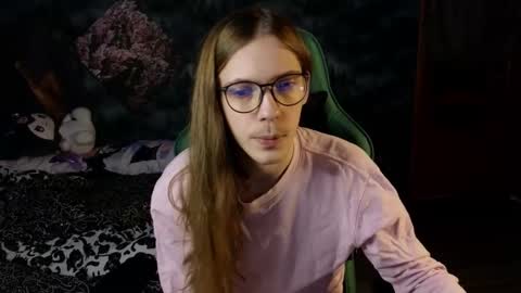 Snapshot of m1shq chatting on March 5, 2025, 10:21 pm m1shq online show from March 5, 2025, 10:21 pm