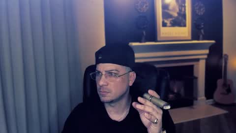 m4ck online show from December 20, 2025, 8:21 am