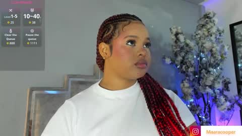 Snapshot of maaracooper chatting on September 23, 2025, 8:12 pm Maraacooper online show from September 23, 2025, 8:12 pm