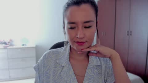 Maca online show from December 11, 2024, 5:04 pm