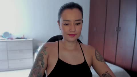 Maca online show from December 18, 2024, 2:28 pm