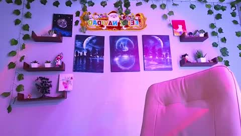 Macey Elliot Modelo Independiente online show from December 14, 2024, 12:01 pm