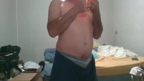 Snapshot of machoalex chatting on January 12, 2025, 4:40 pm MACHOLIVRE online show from January 12, 2025, 4:40 pm