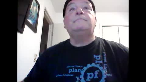 Snapshot of mackdocc001 chatting on December 24, 2024, 4:30 pm mackdocc001 online show from December 24, 2024, 4:30 pm