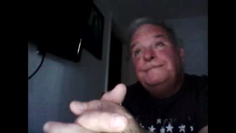 Snapshot of mackdocc001 chatting on January 3, 2025, 9:26 pm mackdocc001 online show from January 3, 2025, 9:26 pm