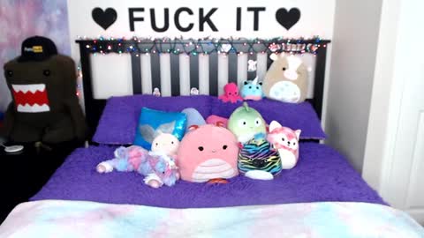 Mackenzie Wolfe online show from December 20, 2024, 7:12 am