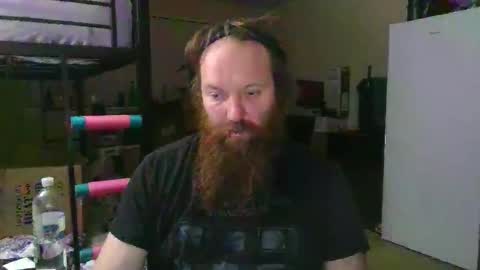 Snapshot of mackhere4u chatting on December 3, 2025, 4:09 am mackhere4u online show from December 3, 2025, 4:09 am