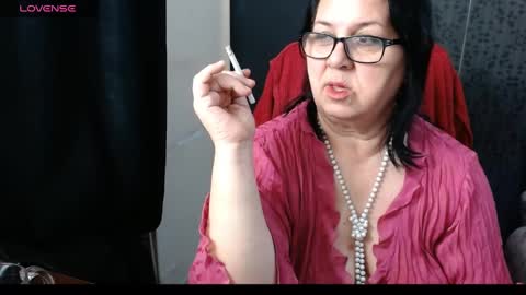 Snapshot of madam_sanjanne chatting on February 3, 2025, 12:36 am Madam Sanjanne online show from February 3, 2025, 12:36 am