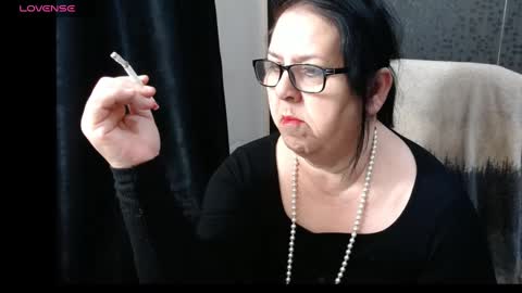 Snapshot of madam_sanjanne chatting on March 7, 2025, 5:40 am Madam Sanjanne online show from March 7, 2025, 5:40 am