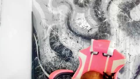 di online show from October 3, 2025, 6:38 pm