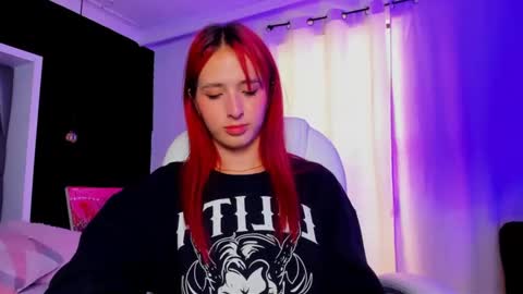 Snapshot of madame_lilith chatting on February 7, 2025, 2:04 pm madame lilith online show from February 7, 2025, 2:04 pm