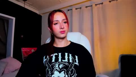 Snapshot of madame_lilith chatting on February 17, 2025, 11:34 am madame lilith online show from February 17, 2025, 11:34 am