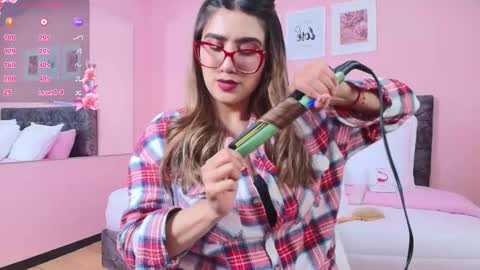 Maddie online show from November 27, 2025, 8:22 pm