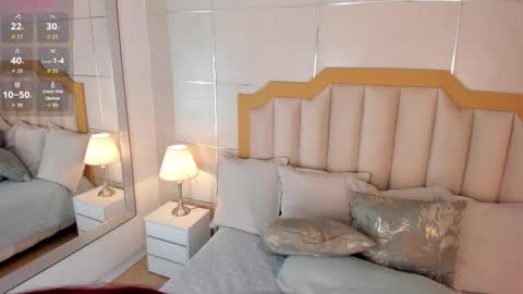    online show from October 19, 2025, 4:40 pm