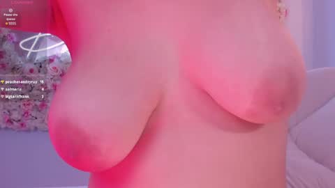 Snapshot of maddisonlowe chatting on February 18, 2025, 6:48 am Maddison online show from February 18, 2025, 6:48 am