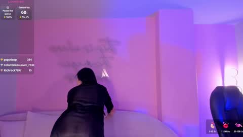 Snapshot of maddisonlowe chatting on March 8, 2025, 9:28 am Maddison online show from March 8, 2025, 9:28 am