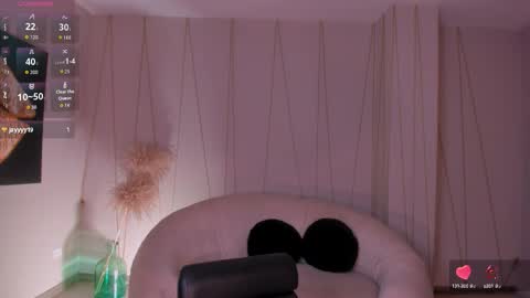 Snapshot of maddisonlowe chatting on September 11, 2025, 3:06 am Maddison online show from September 11, 2025, 3:06 am